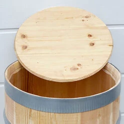 Lock Till Vattentunna I Trä, 115 L